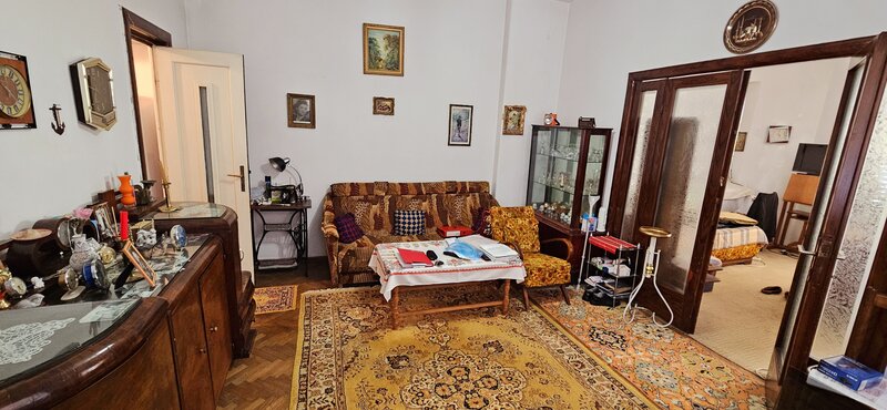 Unirii, Zepter, casa individuala, singur in curte, P+M, caramida, libera